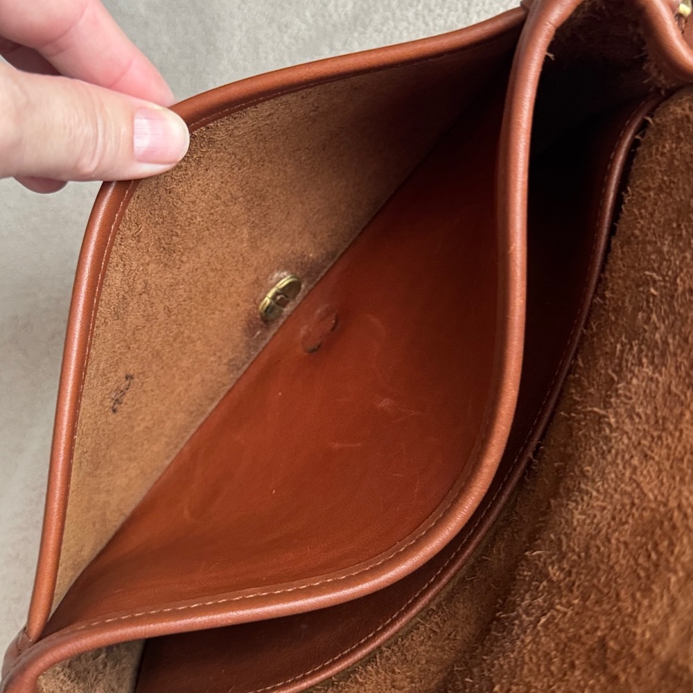 Vintage Coach Pocket Purse 9755 British Tan - Picture 10 of 15